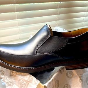 Mens size 13 Clark’s Unelott Step Black Leather shoes